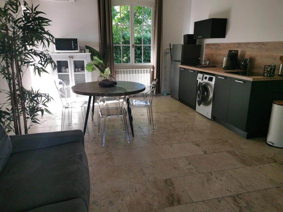 Apartmán La Parenthese Manduel Exteriér fotografie